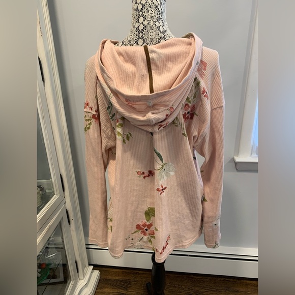 Chaps Peach colored Hooded Waffle Fabric Texture Hoodie with Floral Design. - Picture 8 of 12